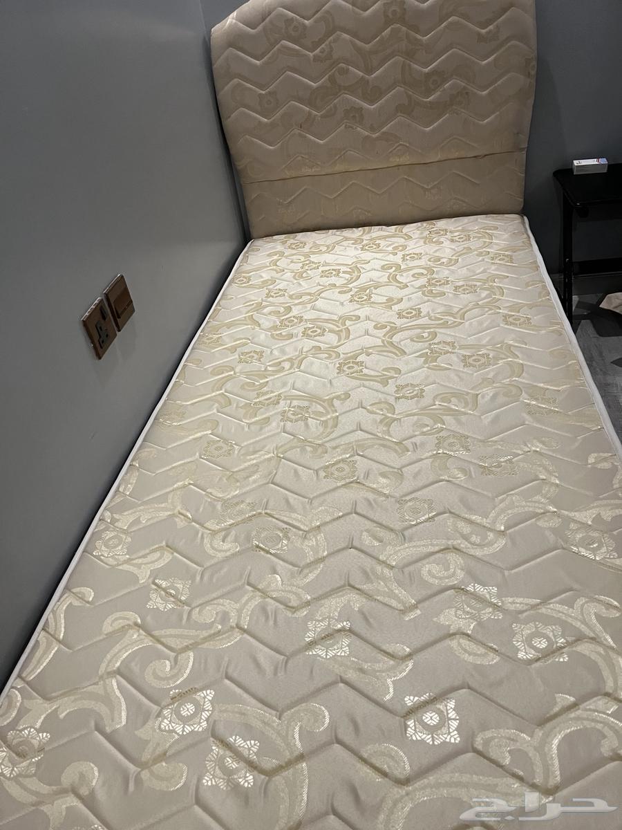 سريرين للبيع من دون مرتبة 200 90 حجمة64562065867649111