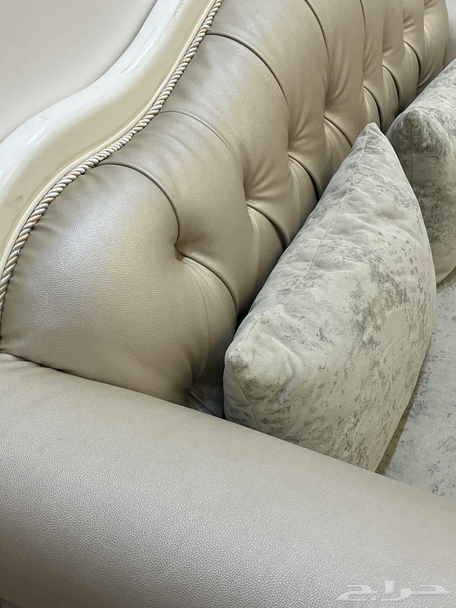 كنب من سنتر بوينت ثلاث قطع نظيف64562235429250113