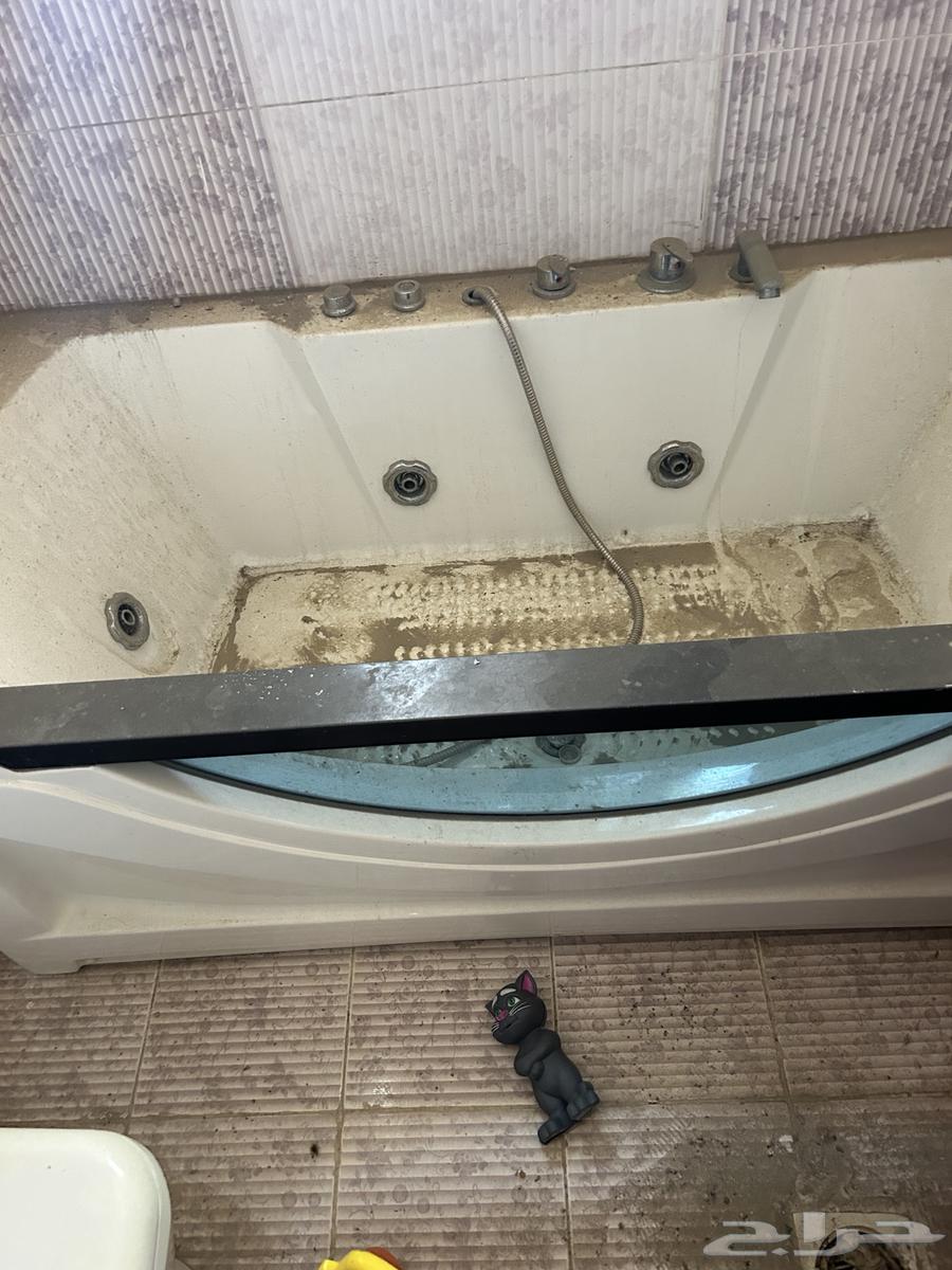 حمام سونا وبانيو بحالتها في الصور64557934757379110