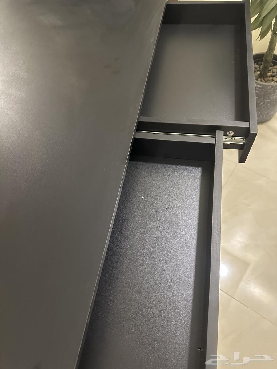 طاولة مكتبيه وكراسي64558711038978112