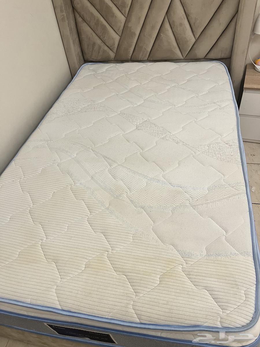 سرير مع مرتبة نفر ونص64555800712323111