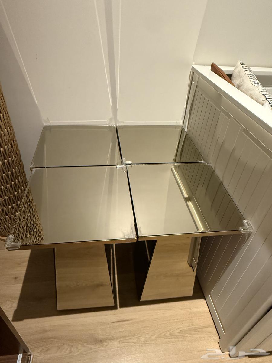 Tables64557203081090110