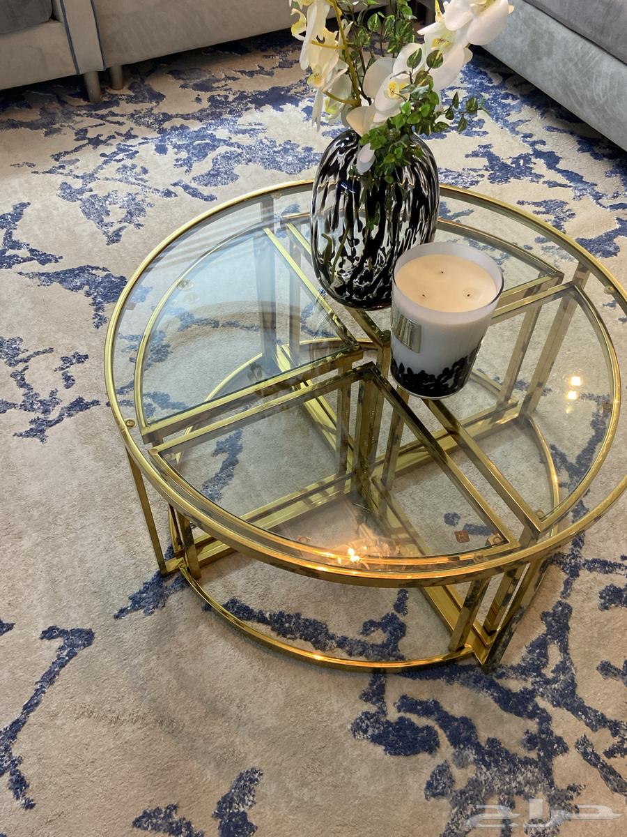 New table with set64561263735553110