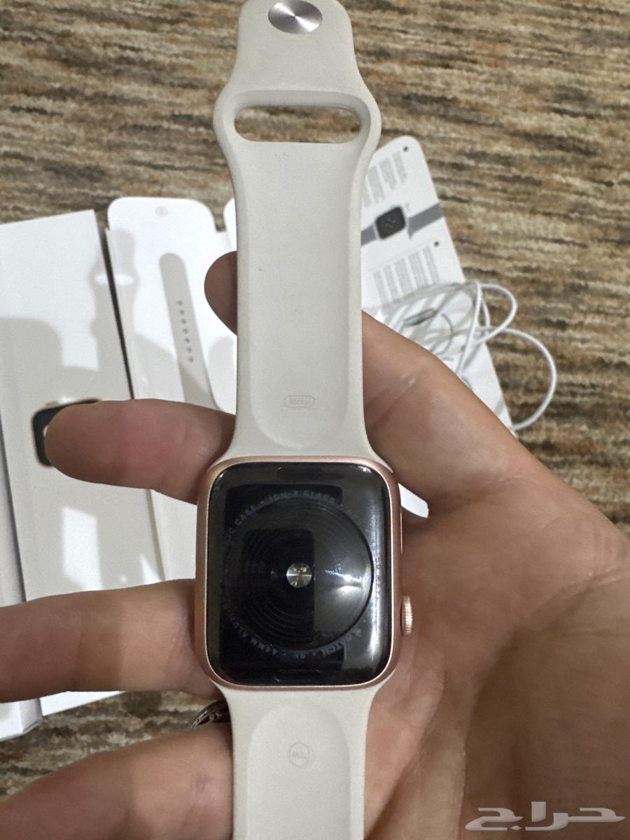 Apple Watch64558558749442113