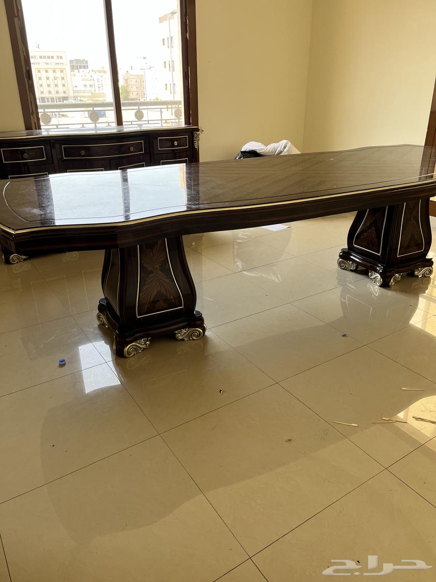 the dining table very big from Italy Excellent condition64559617657729111