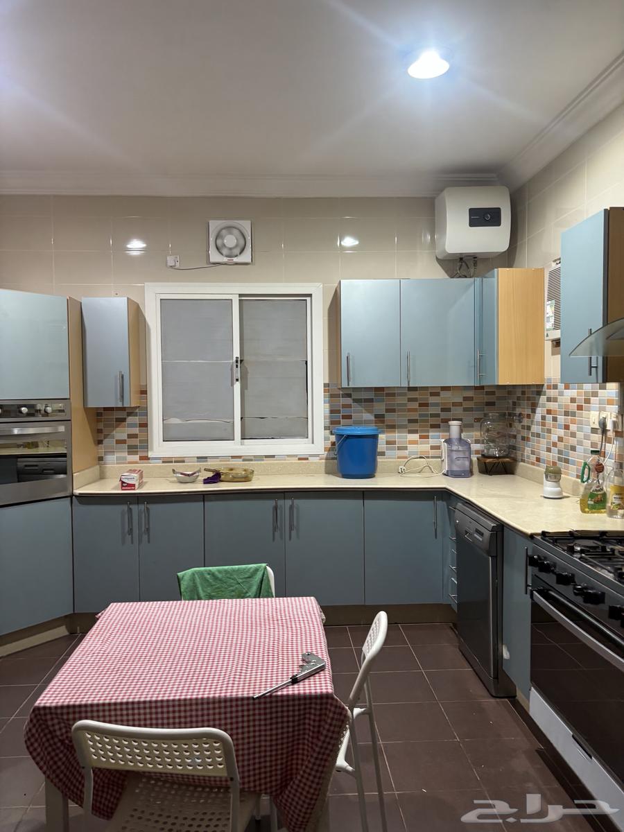 مطبخ متكامل ب اجهزته ال كهربائية للبيع64556539627778110