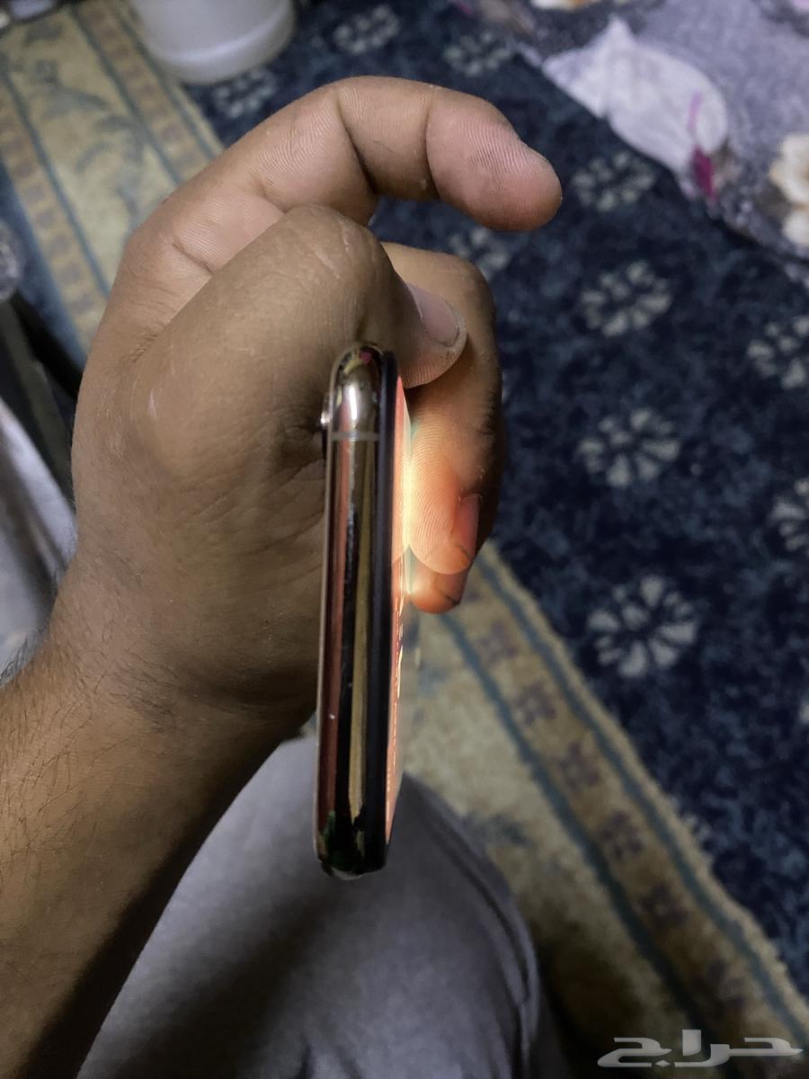 iPhone64556609729154112