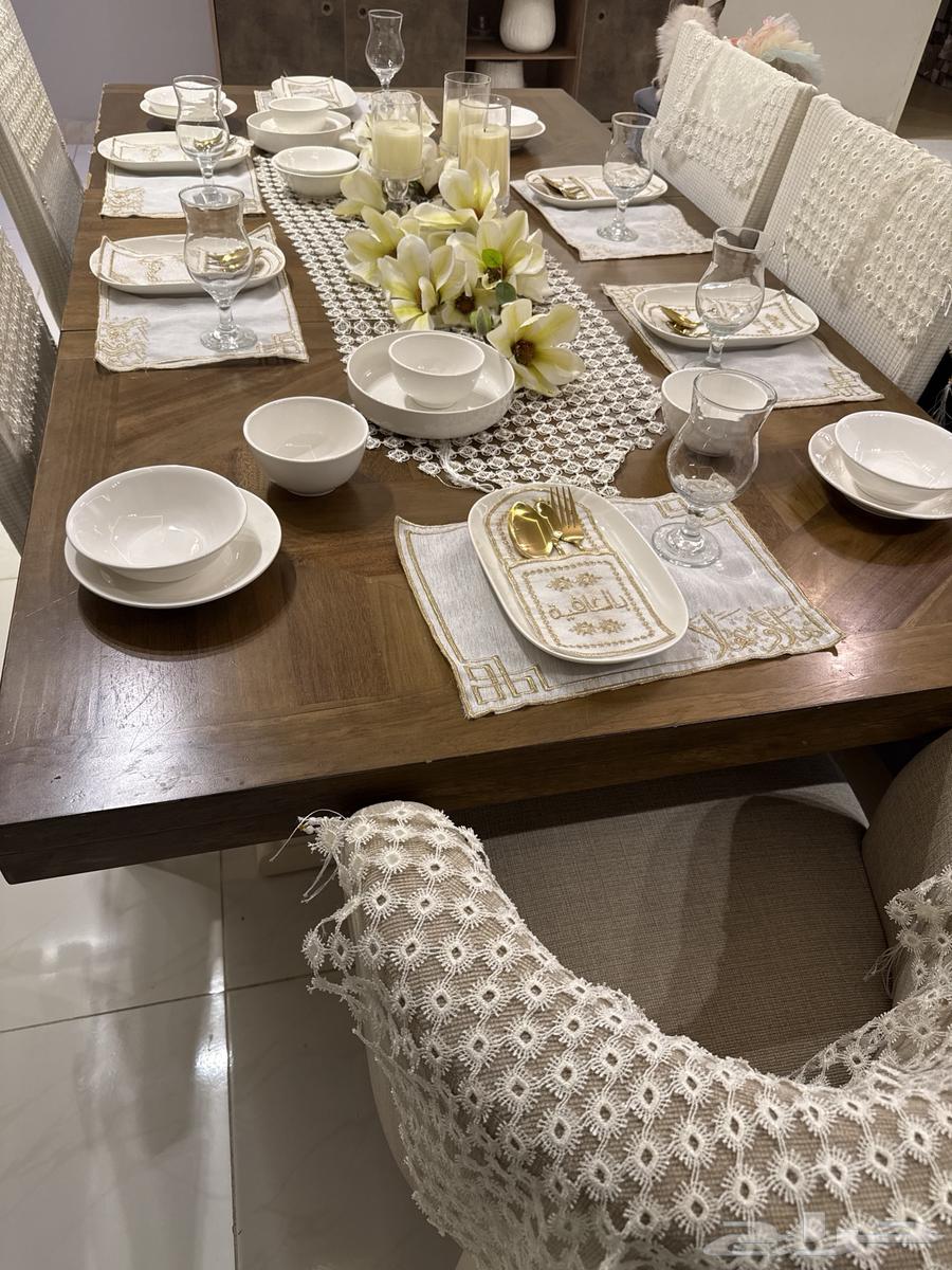 طاولة طعام للبيع64558780584962112