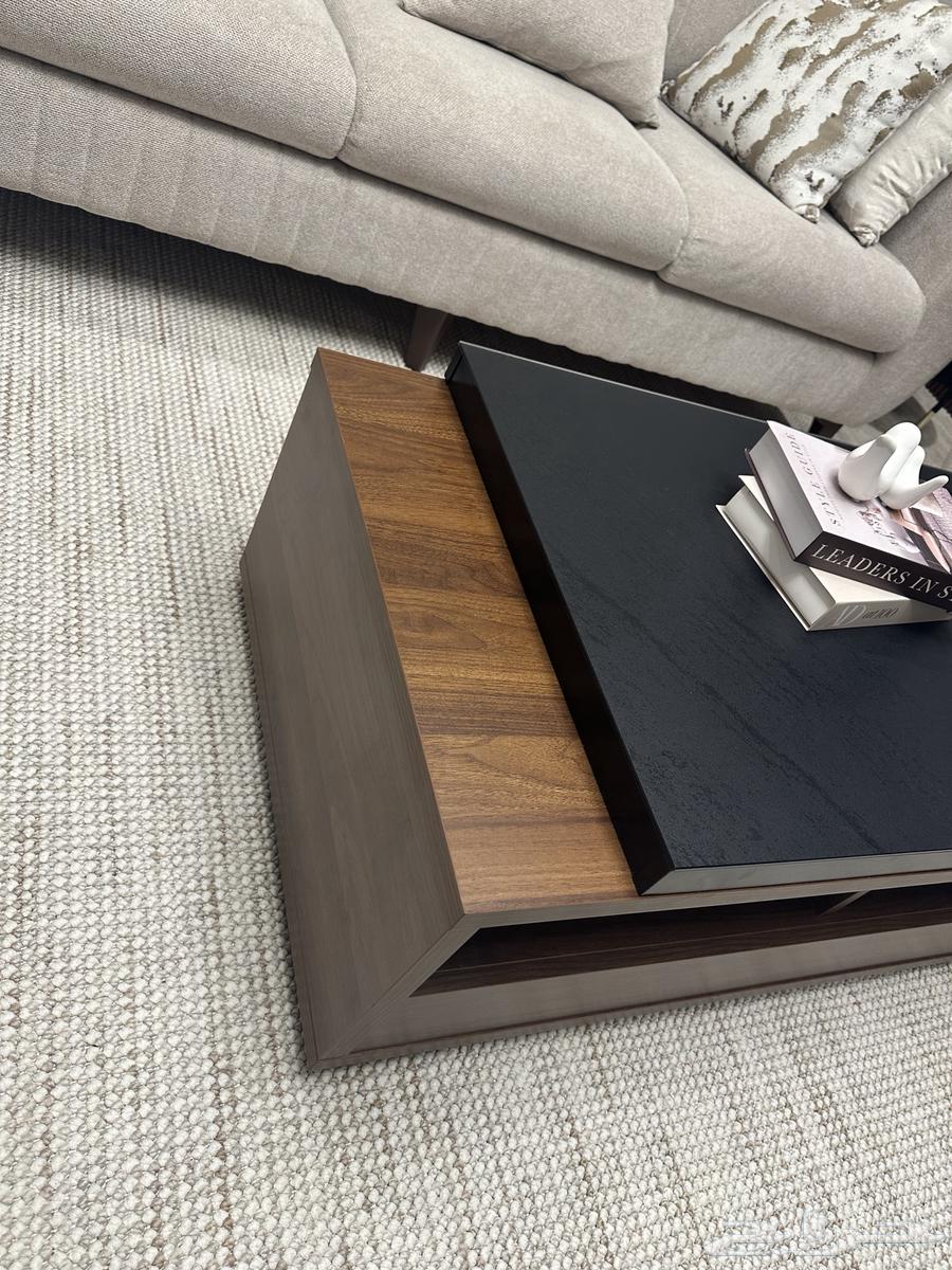 طاولة خشبيه وزجاجيه من أبيات64556847310977110