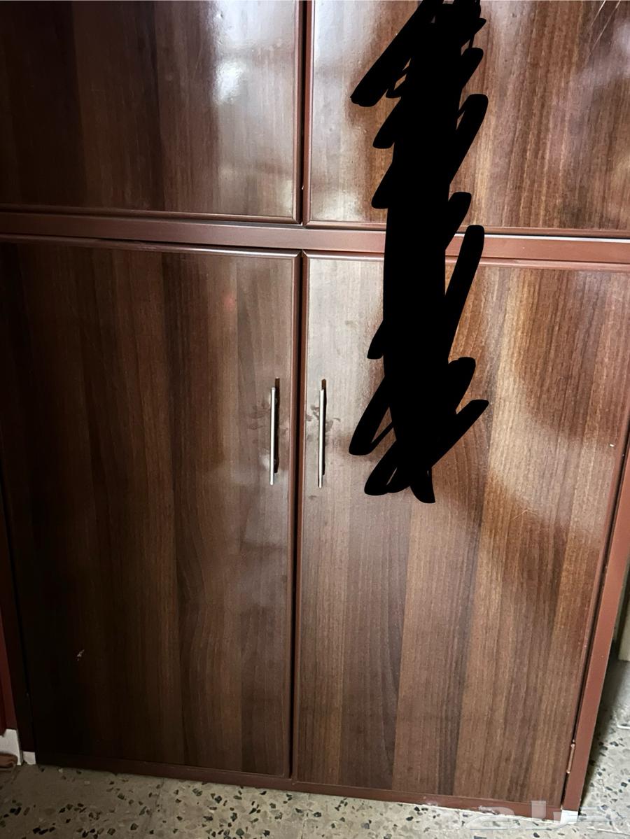 دولاب ألمنيوم نظيف للبيع 400 ريال64560628347522112