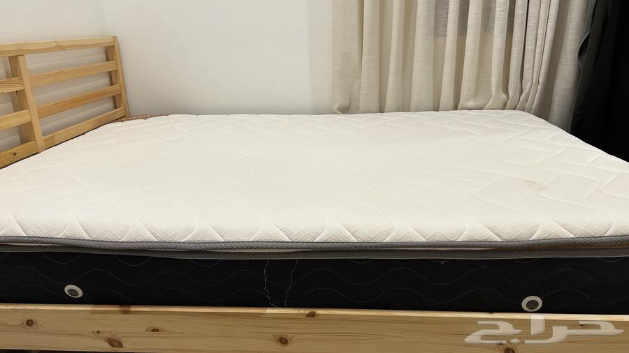 سرير ايكيا خشبي 200 في 140 استعمال نظيف لايوجد خدوش64561063431939112