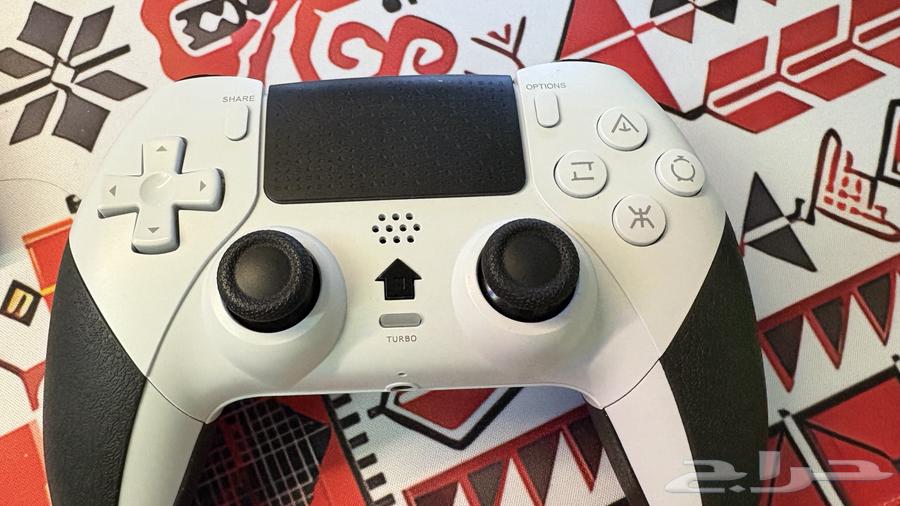 يد سوني فور64556342583427110