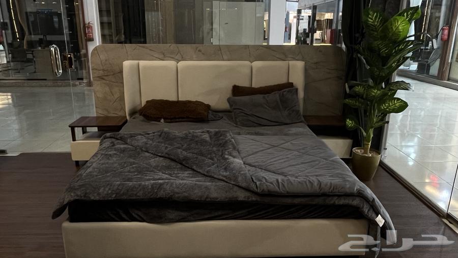 A complete room consisting of 6 pieces64559099000705110