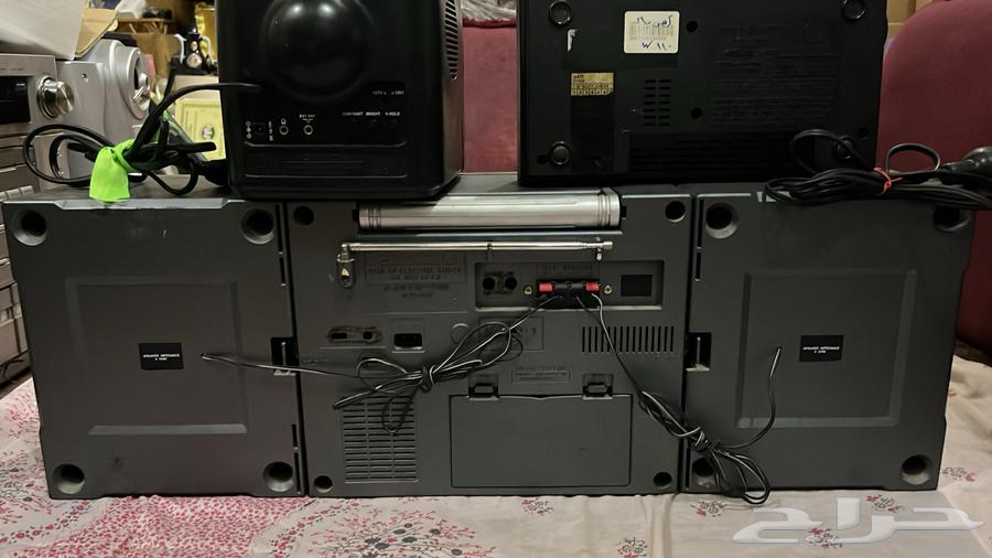 3 devices64559435649282112