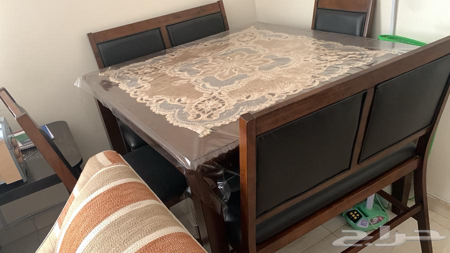 Dining table64556734902401111