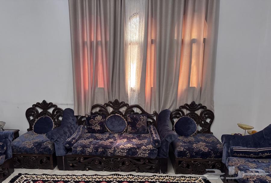 Clean sofa with light use64556637191683110