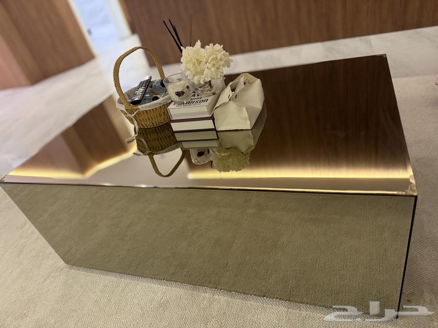 Tables64557203081090112