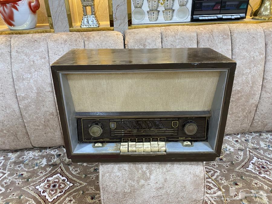 راديو قديم صوت العرب64556255907457114