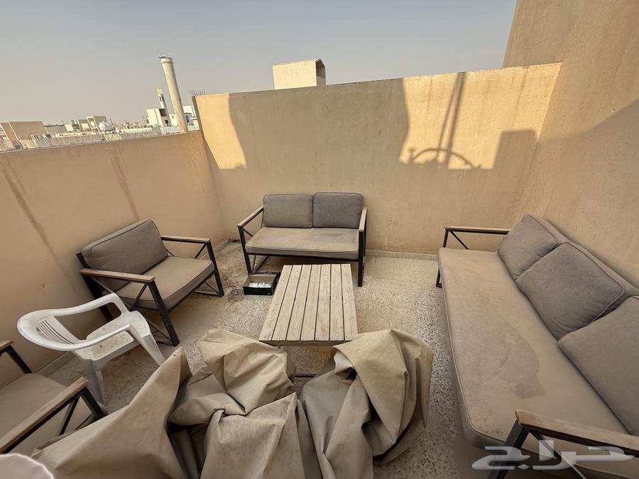 جلسة خارجيه مع الغطاء64558031467393111