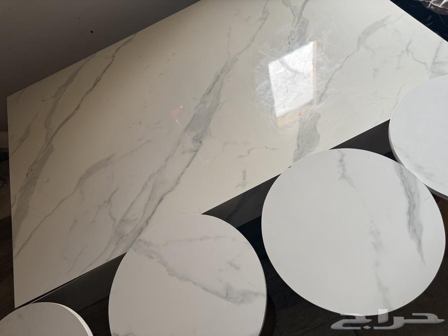 Marble table for sale with four service tables64557671232899111