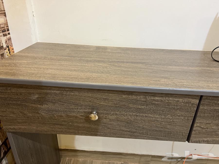 Wooden desk table, dimensions in the image, contact via WhatsApp64561671748737112