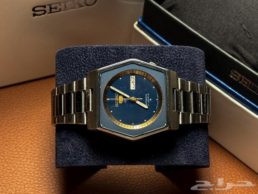 سيكو ( seiko 5 ) تم البيع64561015176195111