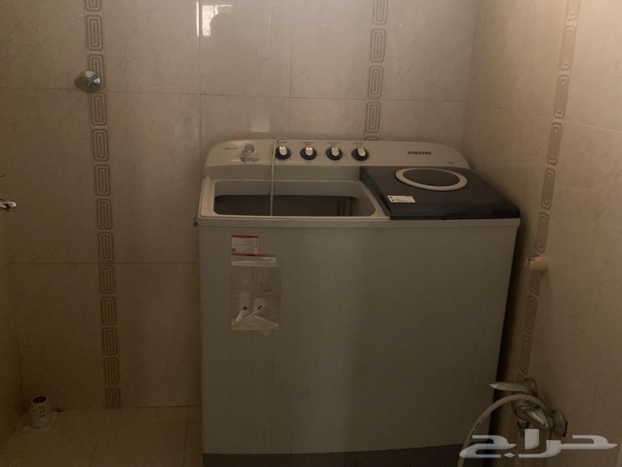 4 washing machines: 2 front-loading, 2 top-loading, and 1 regular64558349553665114