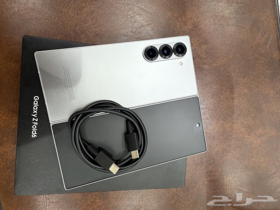 Galaxy Z Fold664561685634819111