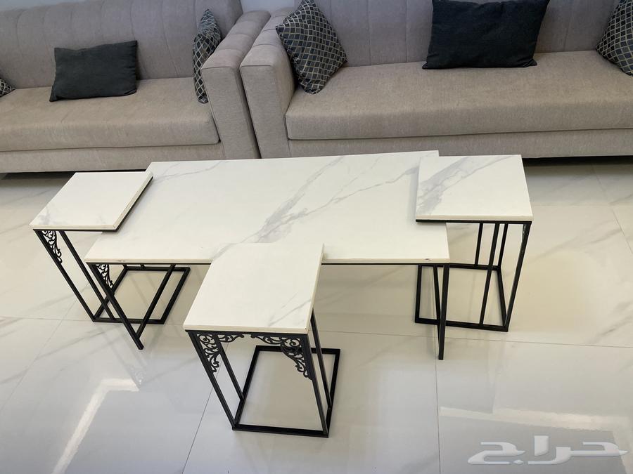 كنب 11 شخص وشاشه امباكس 55 بوصه شبة جديده وسجادة وطولات64558280425474114