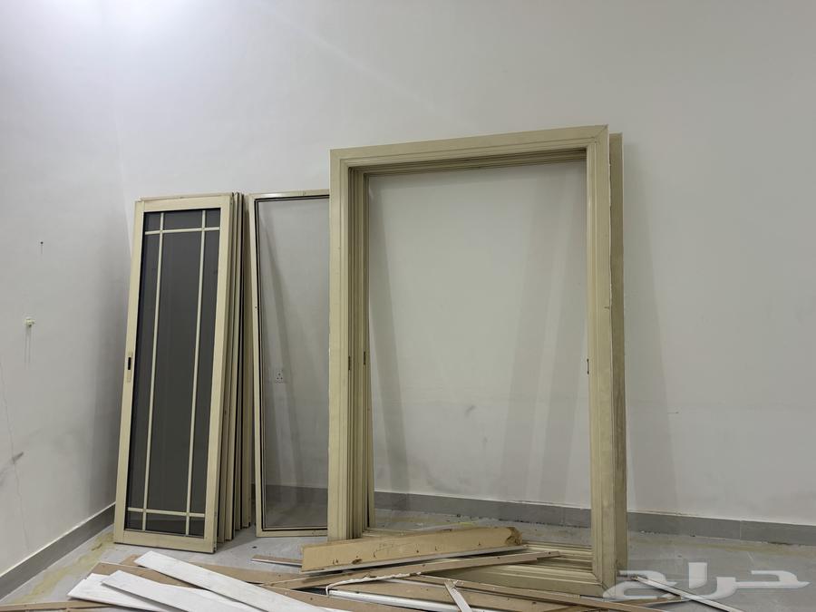 شباك جاهز بكامل اغراضه64559252582019110