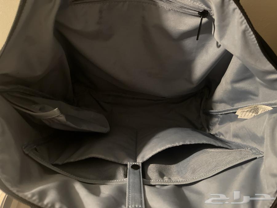 شنطة نايك للنادي او الجامعه64561826133505112