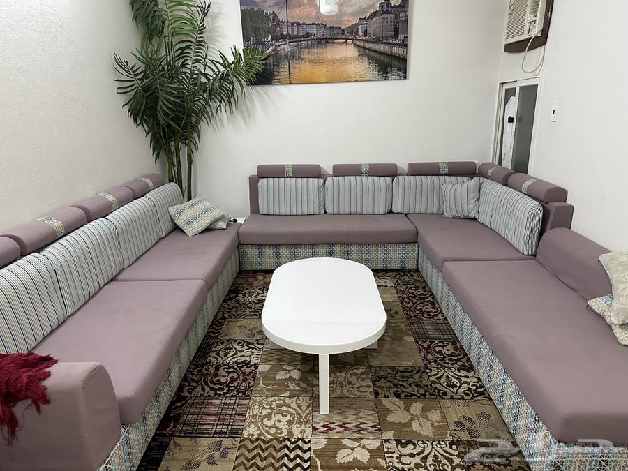 Sofa with new table64559309184898110