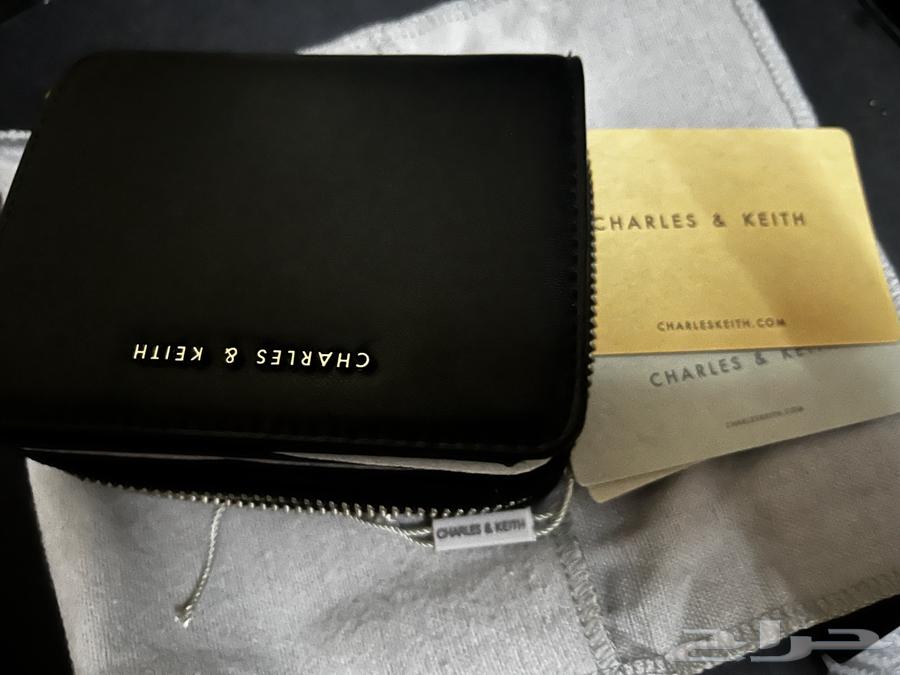 شنطة صغيرة وبوك64557920632706113