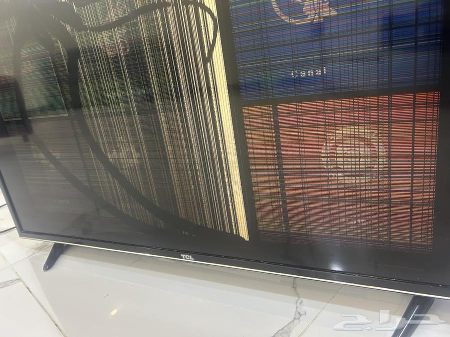 Tcl Plasma Screen for sale 50 inches, screen is damaged, blue color64559771353345112