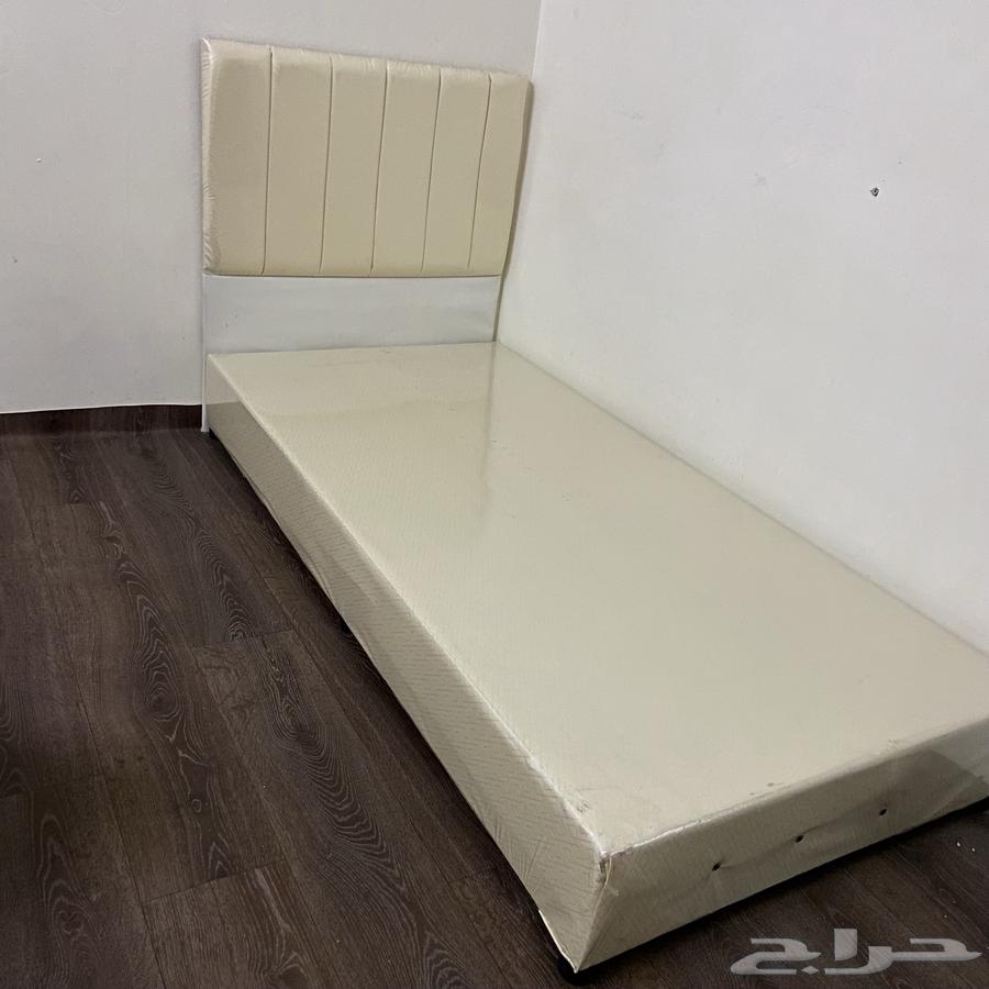 سرير للبيع64556874977922110