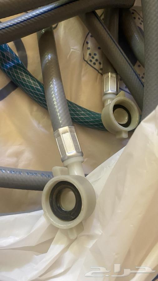 I have cameras for sale, a screen, and laundry room decorations64555885400835111