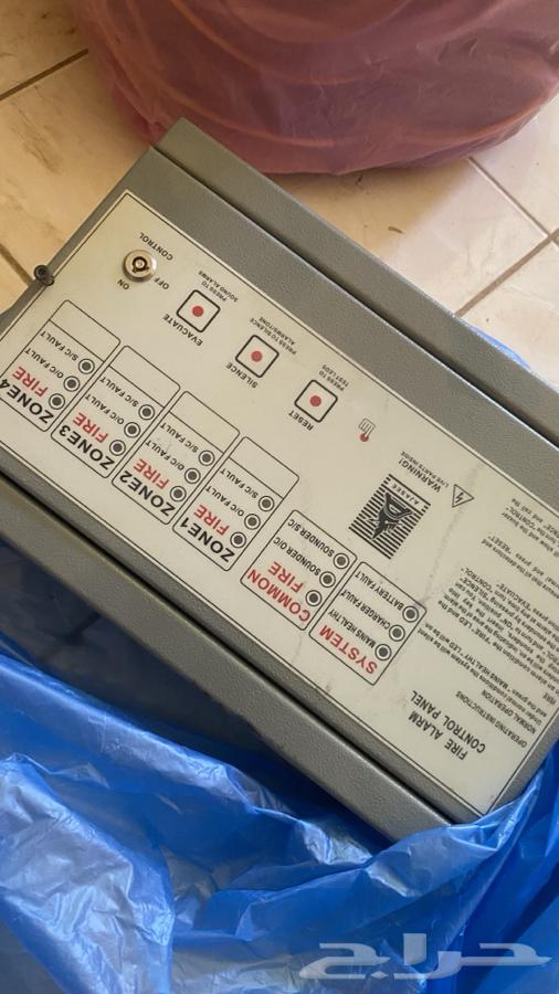 I have cameras for sale, a screen, and laundry room decorations64555885400835113