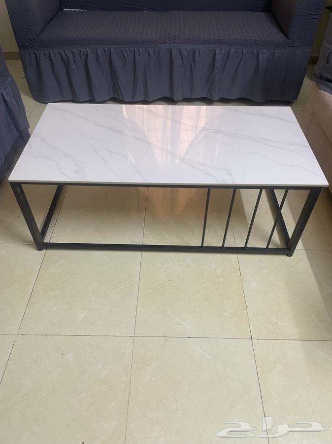 Service table64561740652418111