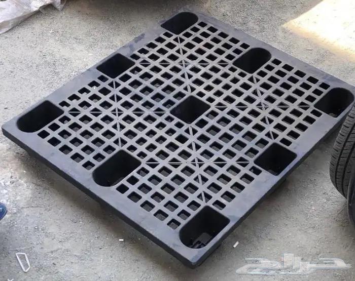 طبليات بلاستيك بسعر 15 ريال .64483487179778111