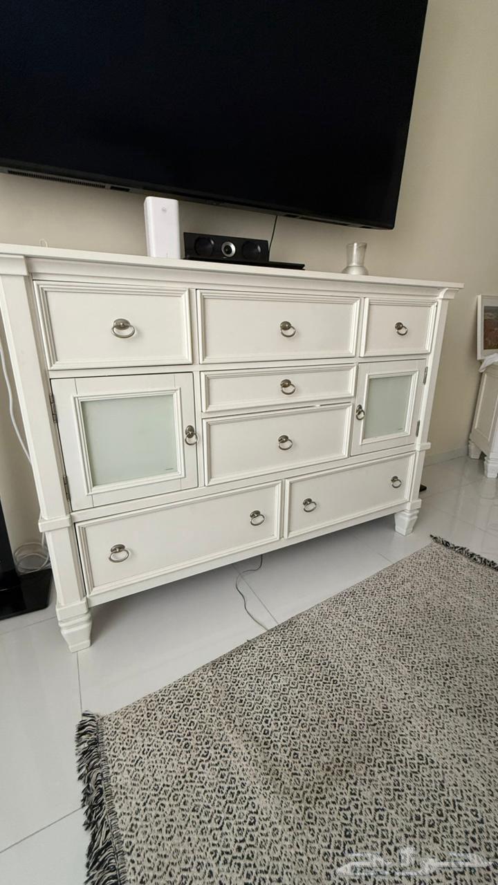 غرفه نوم نظيفه من محل اشلي ابي فيها 850064557326056578111