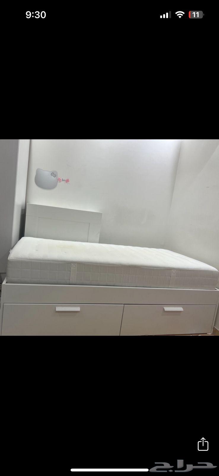 بيع سرير ايكيا استعمال بسيط جدا مع مرتبه64559463797251111