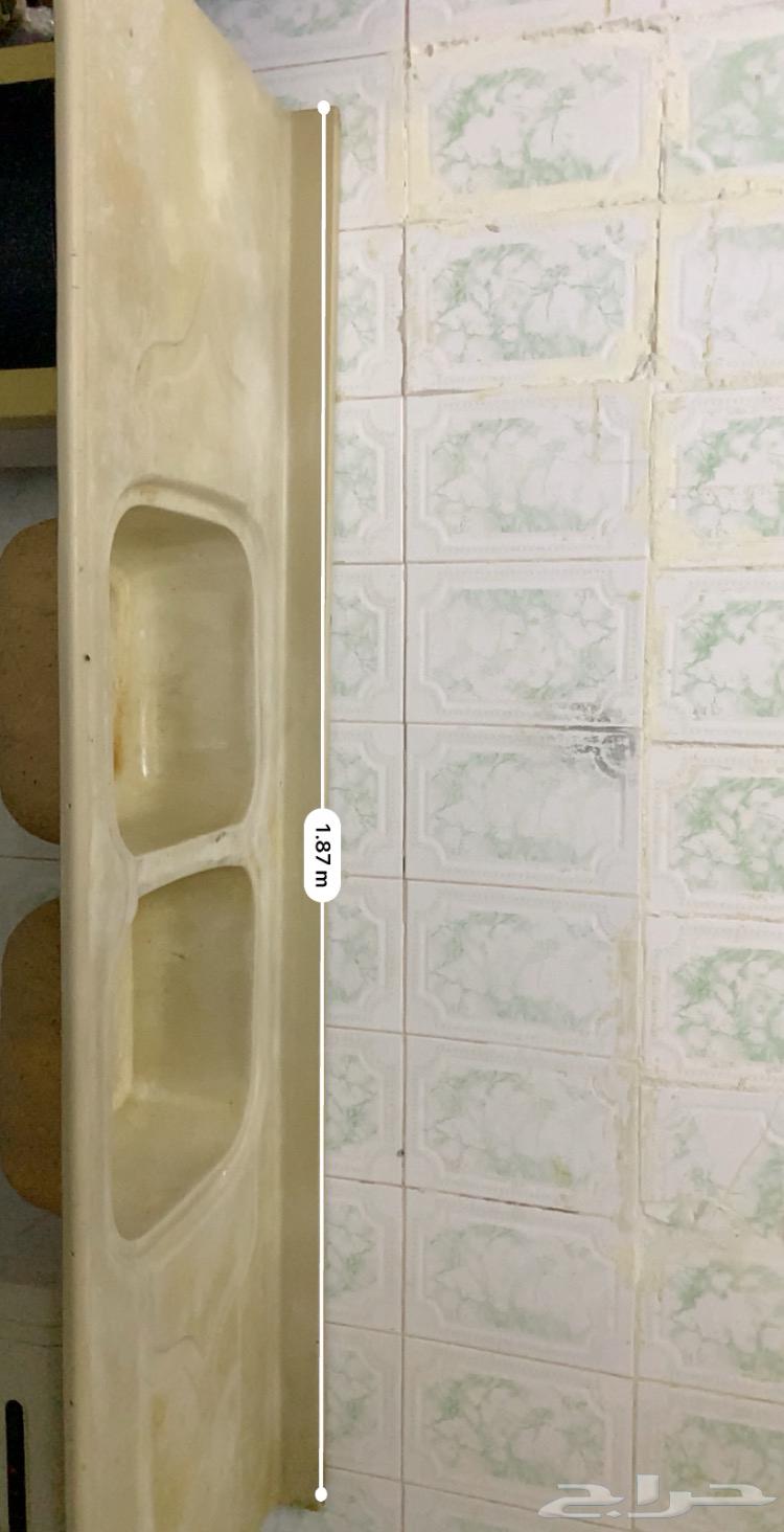رخام مطبخ نظيف و خالي من الكسور و الخدوش64559534262274110
