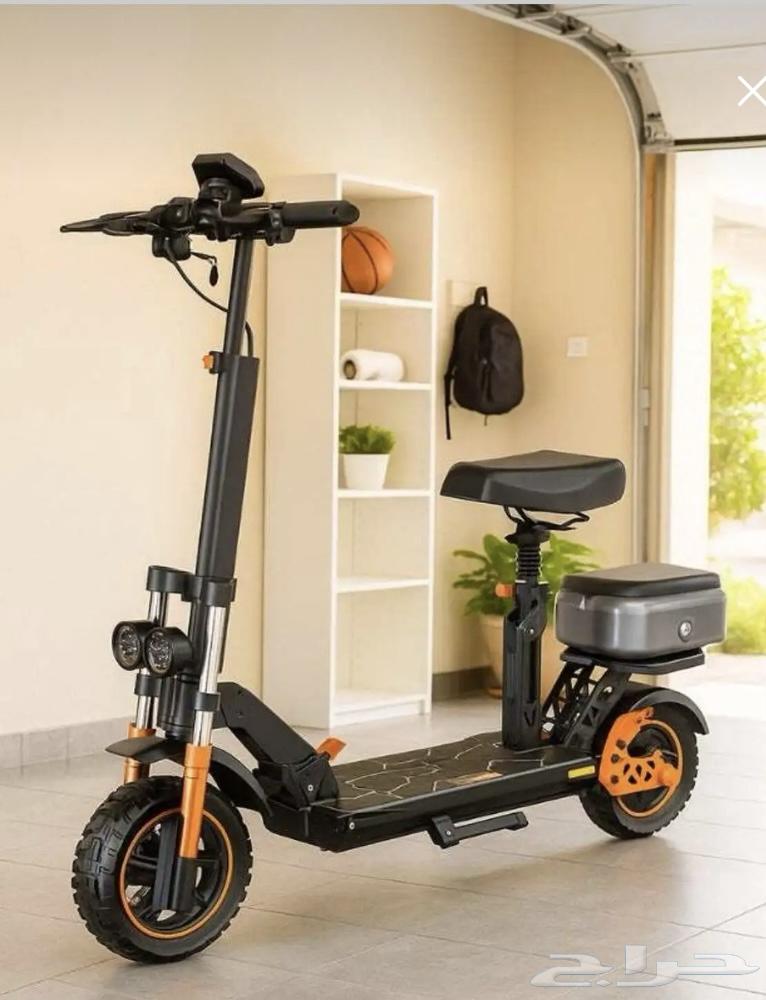 Armored electric scooter64556874993410110