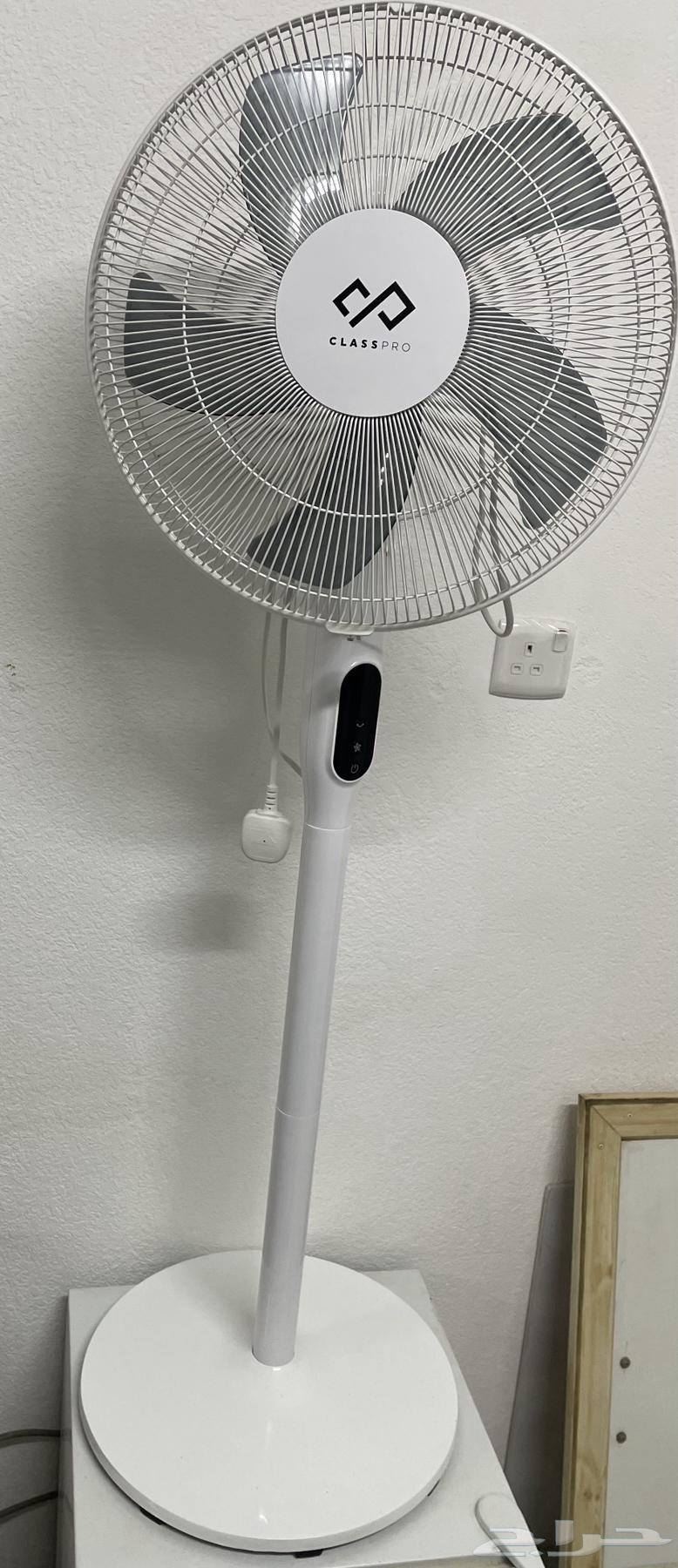 ثلاجه جديده استخدام ب 300ومروحه بريموت جديده اصدار ب 25064559617690369110