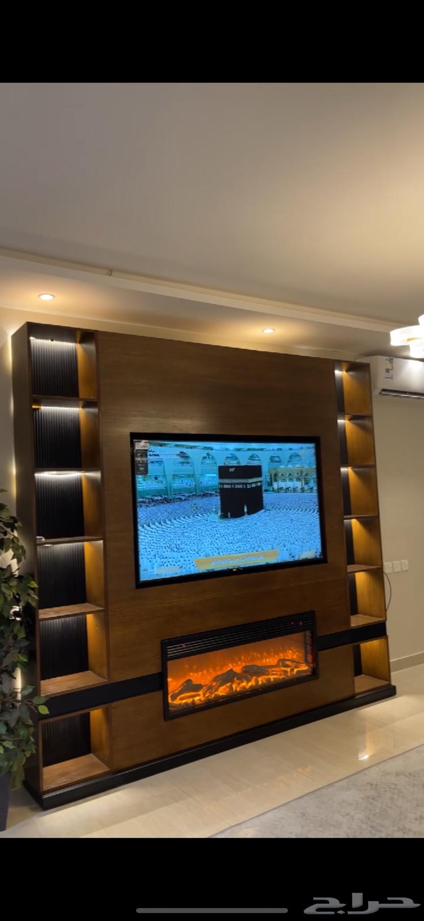 مكتبة مع مدفأه فخمه للبيع64553652204545112