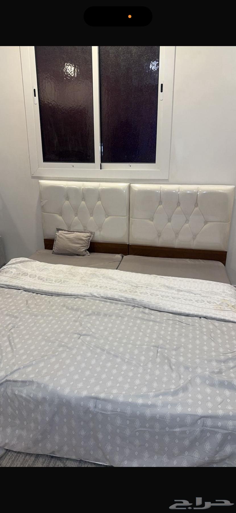 The mat with 50 beds, each bed with its bedding for 5064560530321155111