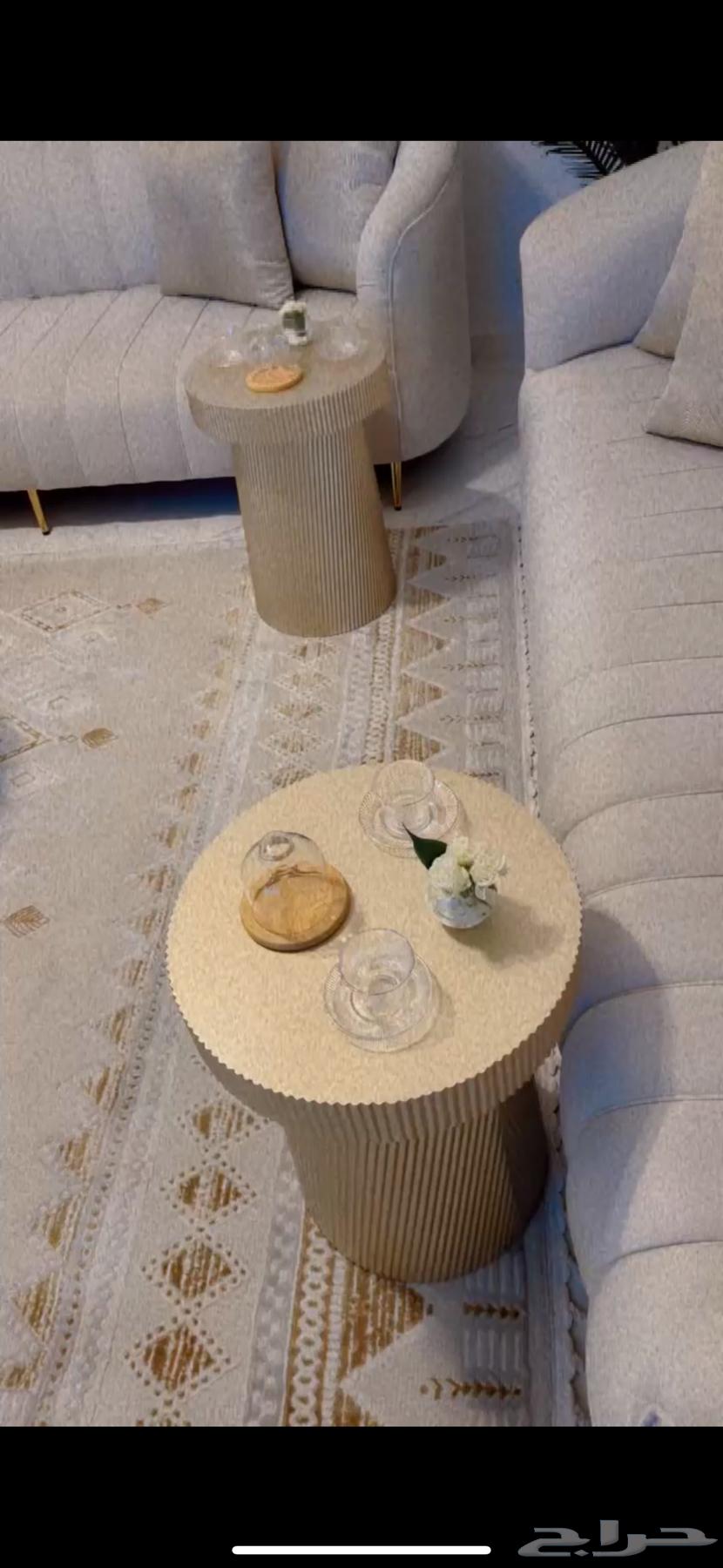 Tables for sale64554593289474112