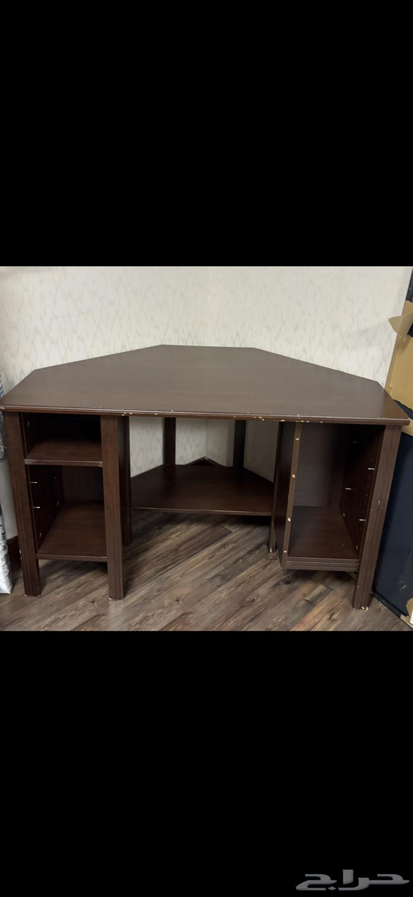 مكتب زاوية لون بني64555305268226110