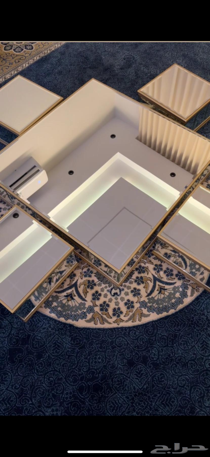 Golden Mirror Tables64559603982338111