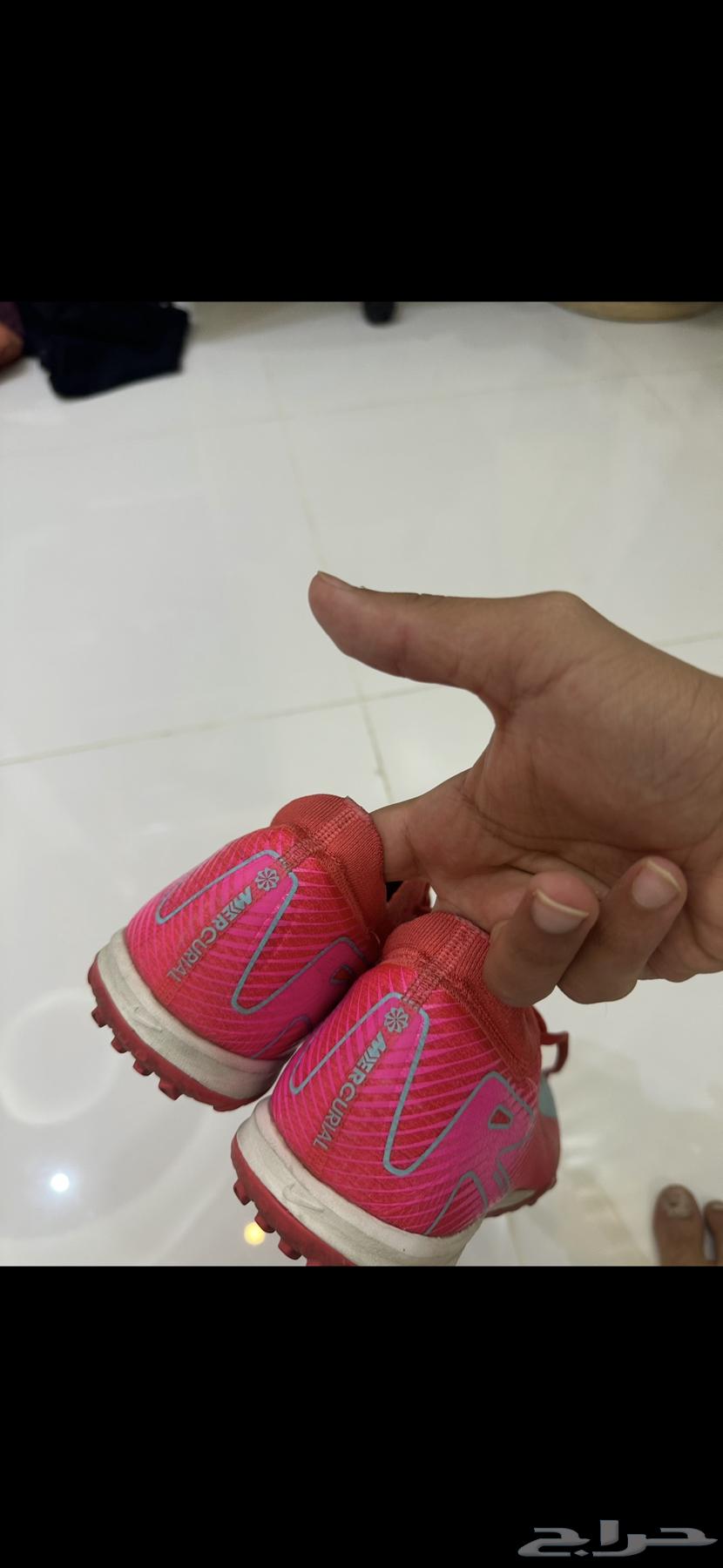 حذاء كرة قدم ملاعب العشب الصناعي استخدام ثلاث ايام فقط64554245007106114